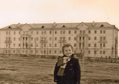 Копия Вид на дом №112 со стороны парка им. Кринова. Фото А.С. Маслов. 1950-е г.