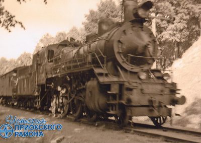 Поезд идущий в сторону станции Мыза. Фото А.С. Маслов. Конец 1950-х г.